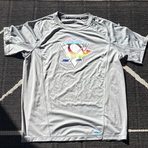 Pittsburgh penguins fanatics men’s NHL tee - large